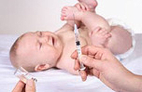 Реакция организма ребенка после прививки АКДС и возможные осложнения
